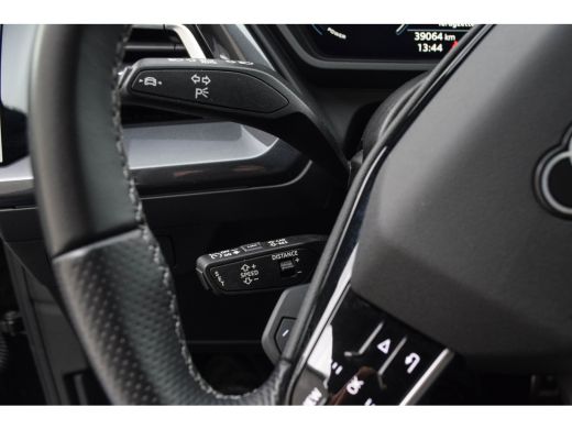 Audi Q4 Sportback e-tron 35 / 2x S-line/ Head-Up Display/ Adaptive Cruise Control/ Panoramadak ActivLease financial lease