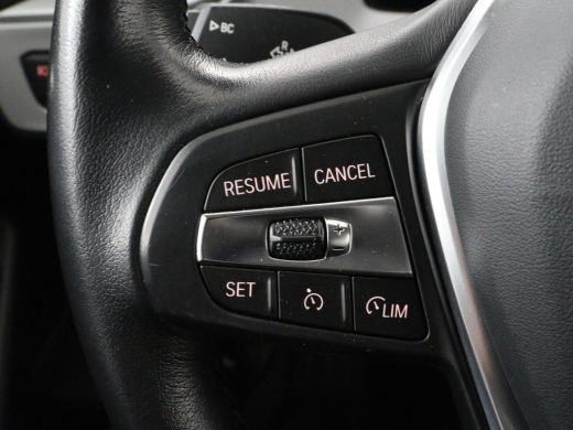 BMW 1 Serie 116i Business Edition | Carplay | Live Cockpit | Navigatie | Full LED | Navigatie | DAB | Climate... ActivLease financial lease