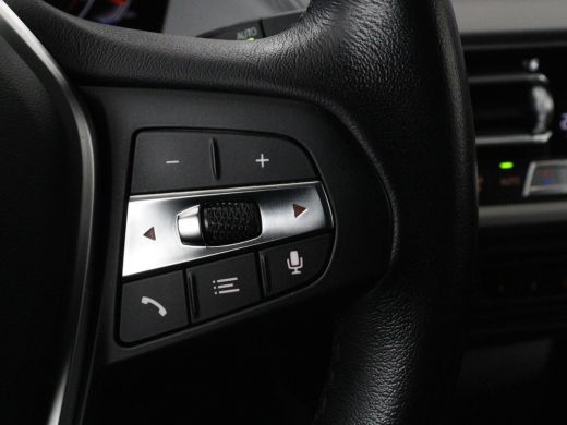 BMW 1 Serie 116i Business Edition | Carplay | Live Cockpit | Navigatie | Full LED | Navigatie | DAB | Climate... ActivLease financial lease