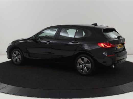 BMW 1 Serie 116i Business Edition | Carplay | Live Cockpit | Navigatie | Full LED | Navigatie | DAB | Climate... ActivLease financial lease