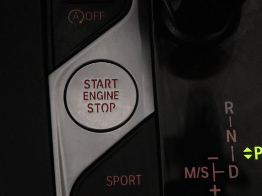 BMW 1 Serie 116i Business Edition | Carplay | Live Cockpit | Navigatie | Full LED | Navigatie | DAB | Climate... ActivLease financial lease