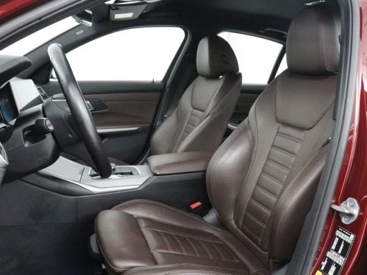 BMW 3 Serie 330e Business Edition Plus | Sportstoelen | Leder | Adaptive cruise | Stoelverwarming | Carplay |... ActivLease financial lease
