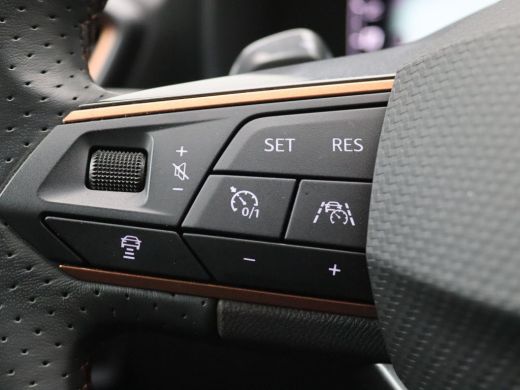 CUPRA Formentor 1.4 e-Hybrid VZ Copper Edition 245PK DSG SOH 100%, Pano-Schuifdak, Trekhaak, 360gr. Camera, Matri... ActivLease financial lease