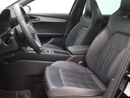 CUPRA Formentor 1.4 e-Hybrid VZ Copper Edition 245PK DSG SOH 92%, Pano-Schuifdak, Trekhaak, Memorystoel, Leder, N... ActivLease financial lease