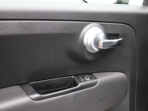 Fiat 500 1.0 Hybrid Sport 16" Lichtmetalen Velgen | Climate Control | Cruise Control | Parkeersensoren Achter ActivLease financial lease