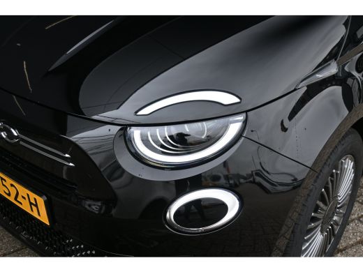 Fiat 500 1.0 Hybrid Torino Launch Edition DEMO-DEAL! 8 Jaar Garantie! | Navigatie by App | Parkeersensoren... ActivLease financial lease