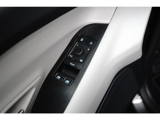 Ford Explorer RWD | Warmtepomp | Adaptive Cruise | Camera ActivLease financial lease