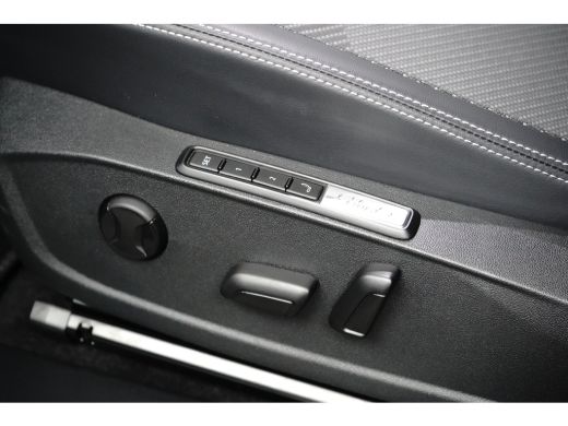 Ford Explorer RWD | Warmtepomp | Adaptive Cruise | Camera ActivLease financial lease