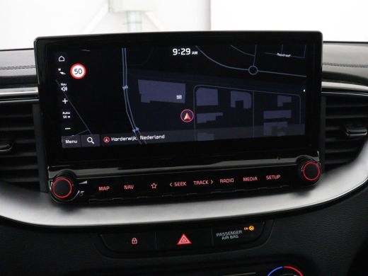 Kia Ceed 1.6 GDI PHEV DynamicPlusLine | Stoel & stuurverwarming | Adaptive cruise | Camera | Carplay | Key... ActivLease financial lease