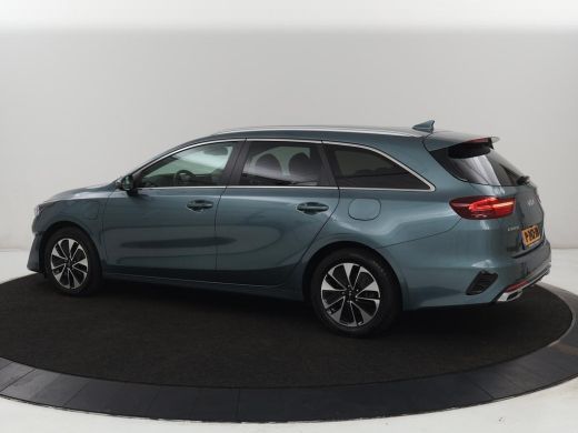 Kia Ceed 1.6 GDI PHEV DynamicPlusLine | Stoel & stuurverwarming | Adaptive cruise | Camera | Carplay | Key... ActivLease financial lease