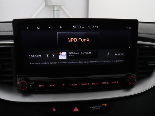 Kia Ceed 1.6 GDI PHEV DynamicPlusLine | Stoel & stuurverwarming | Adaptive cruise | Camera | Carplay | Key... ActivLease financial lease