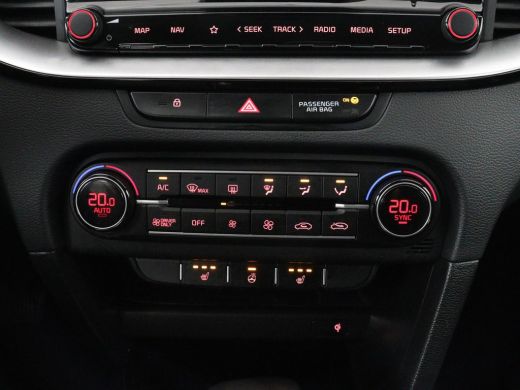 Kia Ceed 1.6 GDI PHEV DynamicPlusLine | Stoel & stuurverwarming | Adaptive cruise | Camera | Carplay | Key... ActivLease financial lease