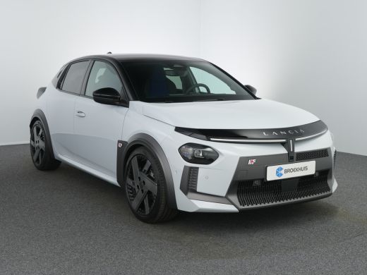 Lancia Ypsilon HF Automaat ActivLease financial lease