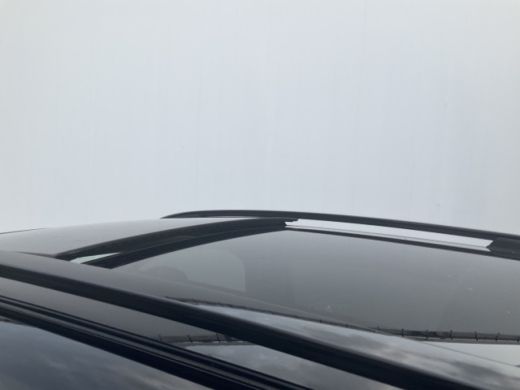 Lynk & Co 01 1.5 262pk PHEV 360&deg;cam Carplay Android 1Eig ActivLease financial lease