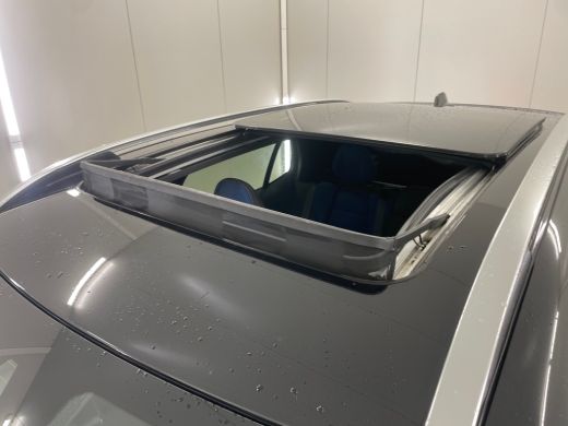 Lynk & Co 01 1.5 PHEV 360&deg; Zwarte hemel Adapt.cruise Stoelverw. Carplay ActivLease financial lease