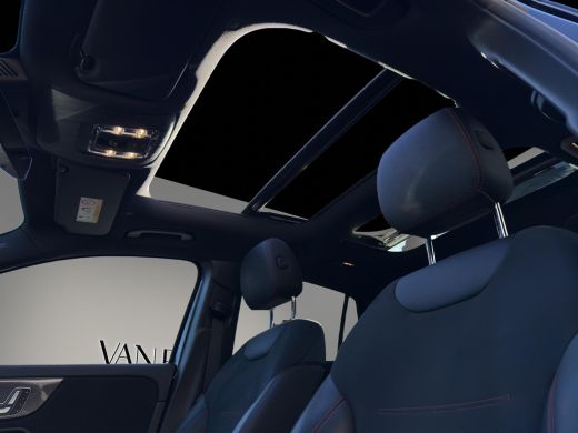 Mercedes-Benz GLA 250 AMG Line | Pano | Geheugen stoelen | sfeer | Apple | Led | 19" | Burmester | ActivLease financial lease