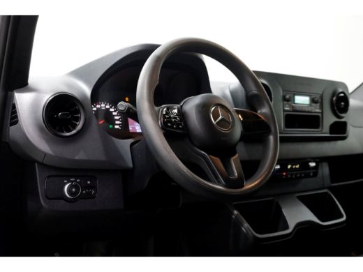 Mercedes-Benz Sprinter 317 CDI 170pk 9G Automaat D.C. Open Laadbak Trekhaak 3500kg 02-2023 ActivLease financial lease