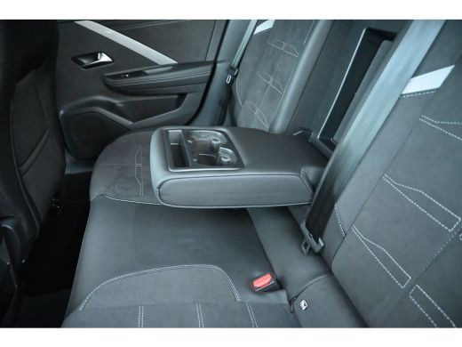 Opel Astra 1.2 Turbo Hybrid Ultimate 145pk | Schuif-/Kanteldak | 360 Camera | LED-Matrix | Elektr. Stoelen |... ActivLease financial lease