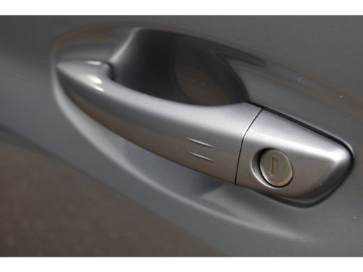 Peugeot 208 GT Hybrid 110 e-DCS6 Automaat | Mild Hybrid | Navigatie | Camera | Adaptieve cruise control | ActivLease financial lease