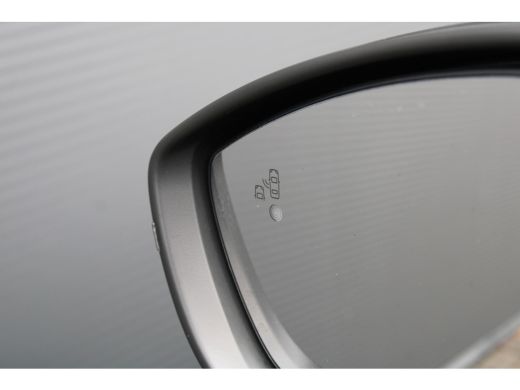 Peugeot 208 GT Hybrid 110 e-DCS6 Automaat | Mild Hybrid | Navigatie | Camera | Adaptieve cruise control | ActivLease financial lease