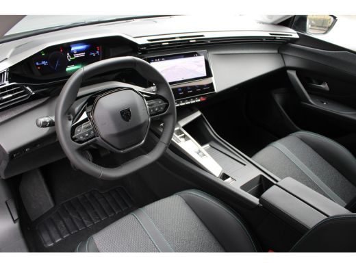 Peugeot e-308 Allure EV 54 kWh | Navigatie | Camera | 3-Fase laden | Parkeersensoren | ActivLease financial lease