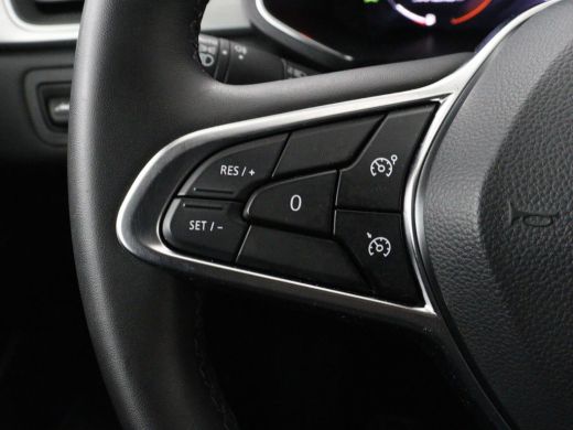 Renault Captur 1.6 E-Tech Plug-in Hybrid 160 Intens | Carplay | Half leder | Navigatie | Full LED | Parkeerhulp ... ActivLease financial lease