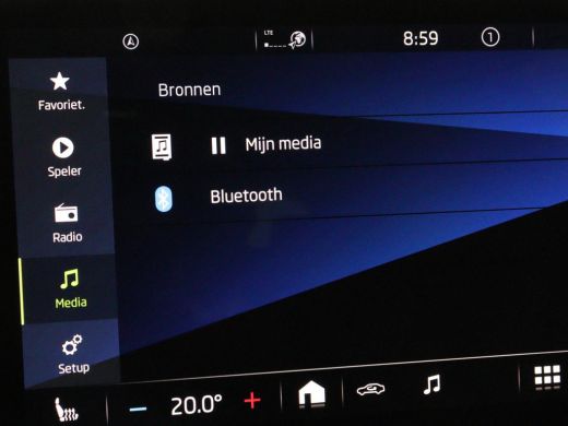 Skoda Enyaq iV 80 | SOH 91% | Panoramadak | Trekhaak | Leder | Stoelverwarming | Camera | Sfeerverlichting | Nav... ActivLease financial lease