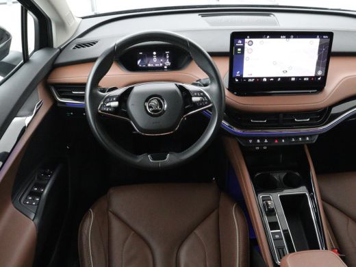 Skoda Enyaq iV 80 | SOH 91% | Panoramadak | Trekhaak | Leder | Stoelverwarming | Camera | Sfeerverlichting | Nav... ActivLease financial lease