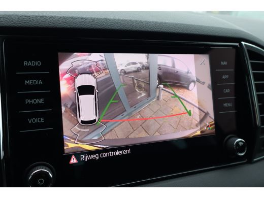 Skoda Karoq 1.0 TSI Business Edition Plus 110PK | Achteruitrijcamera | Cruise control | Keyless entry ActivLease financial lease