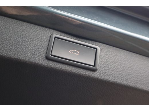 Skoda Karoq 1.0 TSI Business Edition Plus 110PK | Achteruitrijcamera | Cruise control | Keyless entry ActivLease financial lease