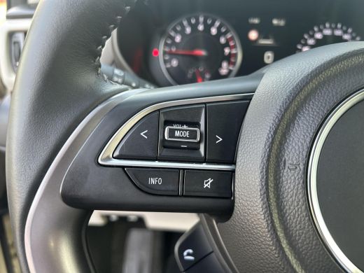 Suzuki Swift 1.2 Select Smart Hybrid ActivLease financial lease