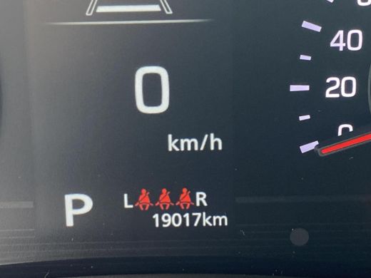 Suzuki Swift 1.2 Select Smart Hybrid Automaat | GEEN AFLEVERKOSTEN | Apple Carplay & Android Auto | Parkeersen... ActivLease financial lease