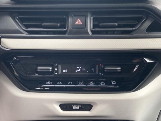 Suzuki Swift 1.2 Select Smart Hybrid Automaat | GEEN AFLEVERKOSTEN | Apple Carplay & Android Auto | Parkeersen... ActivLease financial lease