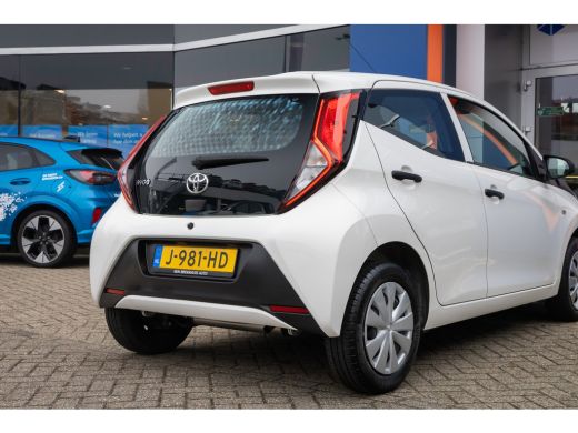 Toyota Aygo 1.0 VVT-i x-fun | Airco | Bluetooth | Elektrische ramen voor | Centrale deurvergrendeling | Airco... ActivLease financial lease