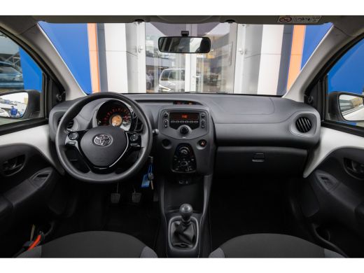 Toyota Aygo 1.0 VVT-i x-fun | Airco | Bluetooth | Elektrische ramen voor | Centrale deurvergrendeling | Airco... ActivLease financial lease
