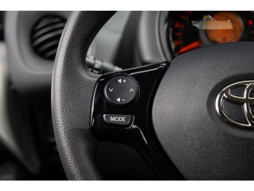 Toyota Aygo 1.0 VVT-i x-fun | Airco | Bluetooth | Elektrische ramen voor | Centrale deurvergrendeling | Airco... ActivLease financial lease