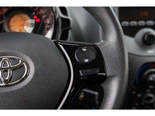 Toyota Aygo 1.0 VVT-i x-fun | Airco | Bluetooth | Elektrische ramen voor | Centrale deurvergrendeling | Airco... ActivLease financial lease