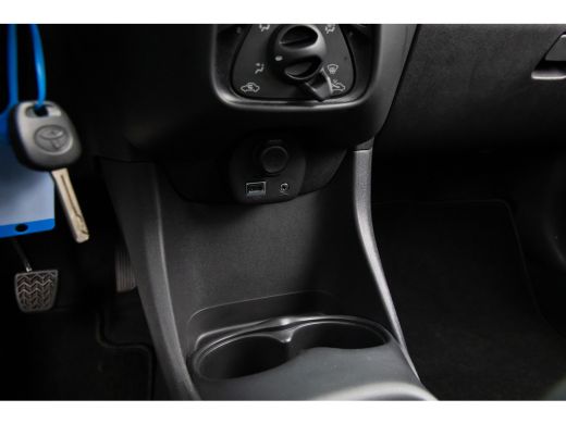 Toyota Aygo 1.0 VVT-i x-fun | Airco | Bluetooth | Elektrische ramen voor | Centrale deurvergrendeling | Airco... ActivLease financial lease