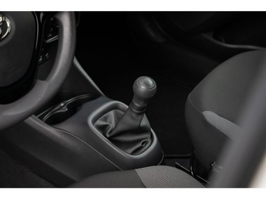 Toyota Aygo 1.0 VVT-i x-fun | Airco | Bluetooth | Elektrische ramen voor | Centrale deurvergrendeling | Airco... ActivLease financial lease