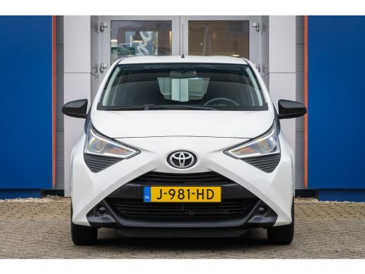 Toyota Aygo 1.0 VVT-i x-fun | Airco | Bluetooth | Elektrische ramen voor | Centrale deurvergrendeling | Airco... ActivLease financial lease