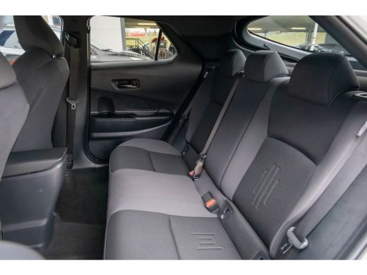 Toyota C-HR 1.8 Hybrid 140 Dynamic | Apple Carplay/Android Auto | Camera | Adaptieve Cruise Control | LM Velg... ActivLease financial lease