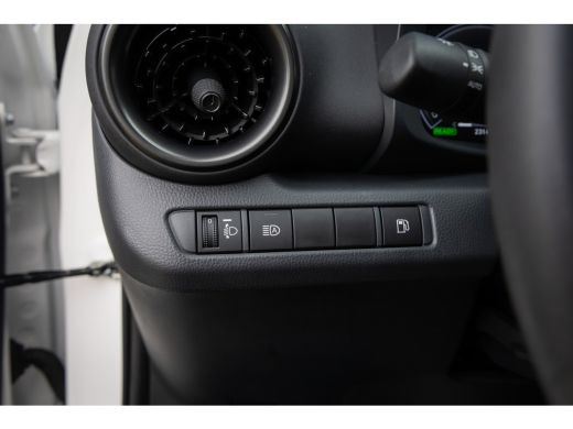 Toyota C-HR 1.8 Hybrid 140 Dynamic | Apple Carplay/Android Auto | Camera | Adaptieve Cruise Control | LM Velg... ActivLease financial lease