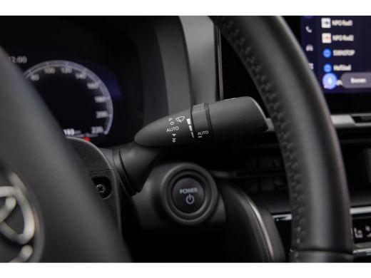 Toyota C-HR 1.8 Hybrid 140 Dynamic | Apple Carplay/Android Auto | Camera | Adaptieve Cruise Control | LM Velg... ActivLease financial lease