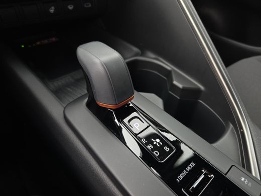 Toyota C-HR 1.8 Hybrid 140 First Edition | Apple CarPlay | Stoel / Stuurverwarming | Elektr. klep | Rijklaar ... ActivLease financial lease