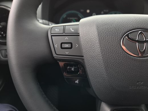 Toyota C-HR 1.8 Hybrid 140 First Edition | Apple CarPlay | Stoel / Stuurverwarming | Elektr. klep | Rijklaar ... ActivLease financial lease