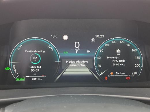 Toyota C-HR 1.8 Hybrid 140 First Edition | Apple CarPlay | Stoel / Stuurverwarming | Elektr. klep | Rijklaar ... ActivLease financial lease