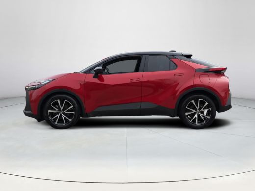 Toyota C-HR 1.8 Hybrid 140 First Edition | Apple CarPlay | Stoel / Stuurverwarming | Elektr. klep | Rijklaar ... ActivLease financial lease