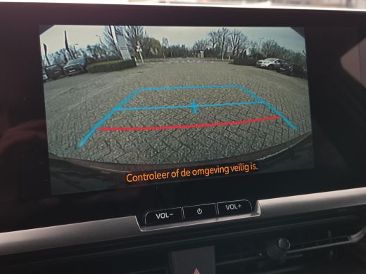 Toyota C-HR 1.8 Hybrid 140 First Edition | Apple CarPlay | Stoel / Stuurverwarming | Elektr. klep | Rijklaar ... ActivLease financial lease