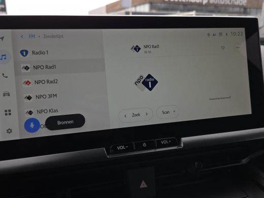 Toyota C-HR 1.8 Hybrid 140 First Edition | Apple CarPlay | Stoel / Stuurverwarming | Elektr. klep | Rijklaar ... ActivLease financial lease