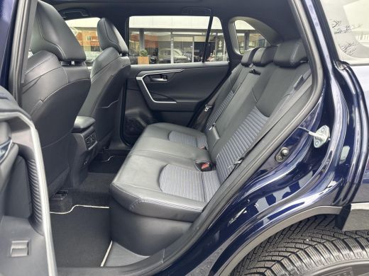 Toyota RAV4 2.5 Hybrid AWD Bi-Tone | 06-10141018 Voor meer informatie ActivLease financial lease